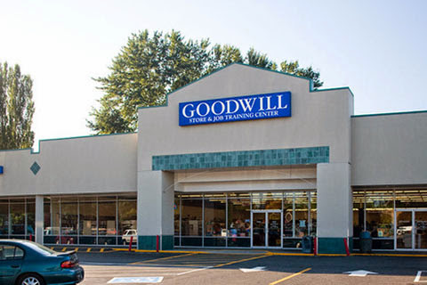 Goodwill, 1031 SW 128th St, Burien, WA 98146, USA, 