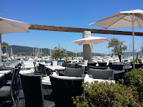 Atmosphère du Restaurant Le Comptoir des Saveurs à Cavalaire-sur-Mer - n°2