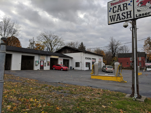 Northside Car Wash LLC en Watertown