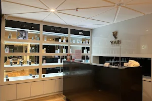 YAB Luxury Salon - Unisex Premium Beauty Salon in Kozhikode, Luxury Hair Salon Kozhikode, Keratin in Calicut image