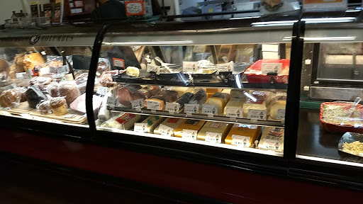 Grocery Store «ARCANGELI GROCERY CO/NORMS MARKET», reviews and photos, 287 Stage Rd, Pescadero, CA 94060, USA