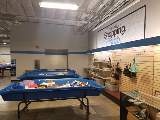 Thrift Store «Goodwill - Panorama City», reviews and photos