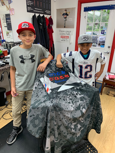 Barber Shop «City Cuts Barbershop», reviews and photos, 126 W Main St, Kutztown, PA 19530, USA