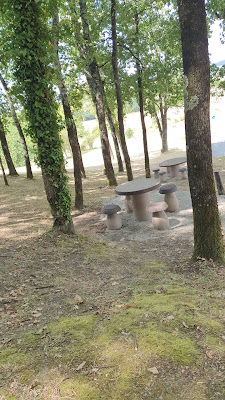 Table de Pique-Nique de Camping-cars à Duras