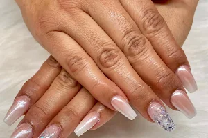 Emmy's Nails image