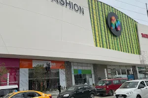 Mall del Norte image