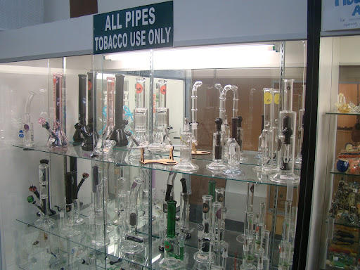 The Club Smoke Shop & gifts, 3920-3 Broad St, San Luis Obispo, CA 93405, USA, 
