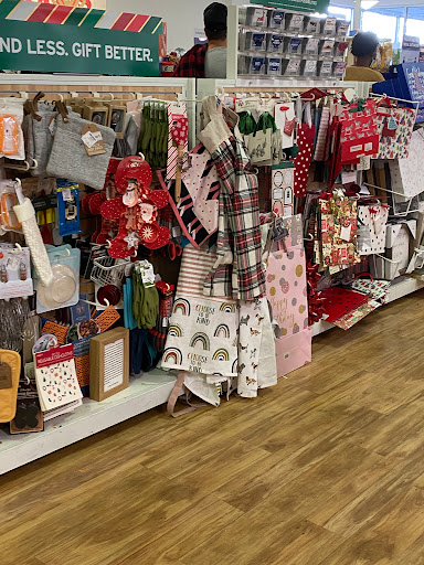 Department Store «Marshalls & HomeGoods», reviews and photos, 731 Centerview Blvd, Kissimmee, FL 34741, USA