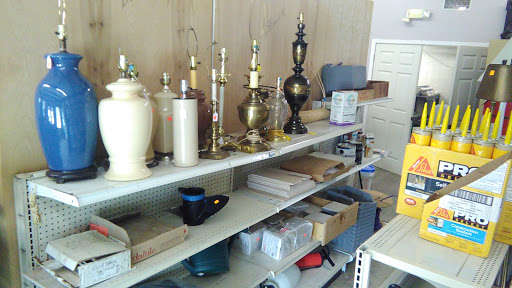 Thrift Store «LowCountry Habitat For Humanity ReStore», reviews and photos, 612 Parris Island Gateway, Beaufort, SC 29906, USA
