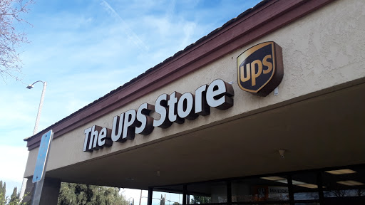 Shipping and Mailing Service «The UPS Store», reviews and photos, 1296 E Gibson Rd a, Woodland, CA 95776, USA