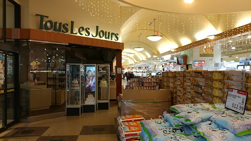 Korean Grocery Store «H Mart», reviews and photos, 2625 Old Denton Rd #200, Carrollton, TX 75007, USA