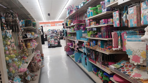 Discount Store «Big Lots», reviews and photos, 650 Wolcott St, Waterbury, CT 06705, USA