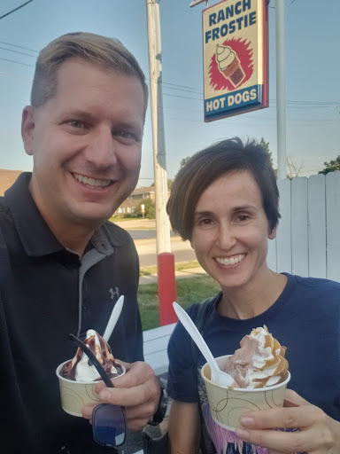 Ice Cream Shop «Ranch Frostie», reviews and photos, 1259 N Cedar Rd, New Lenox, IL 60451, USA