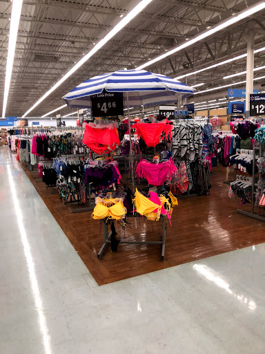 Discount Store «Walmart», reviews and photos, 1570 Chester Pike, Eddystone, PA 19022, USA