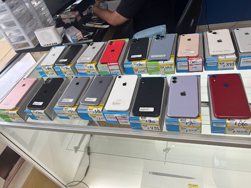 Cell Phone Accessory Store «Cell Depot», reviews and photos, 344 Elden St, Herndon, VA 20170, USA