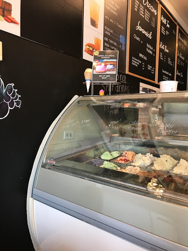 Dessert Shop «Honey Berry Evergreen», reviews and photos, 4848 San Felipe Rd #170, San Jose, CA 95135, USA