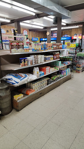 Grocery Store «Brush Prairie General Store», reviews and photos, 15320 NE Caples Rd, Brush Prairie, WA 98606, USA