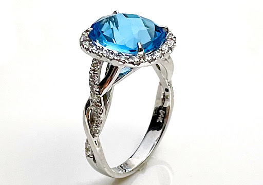 Jewelry Store «Lafyes Jewelry/designers», reviews and photos, 65-50 Grand Ave, Maspeth, NY 11378, USA