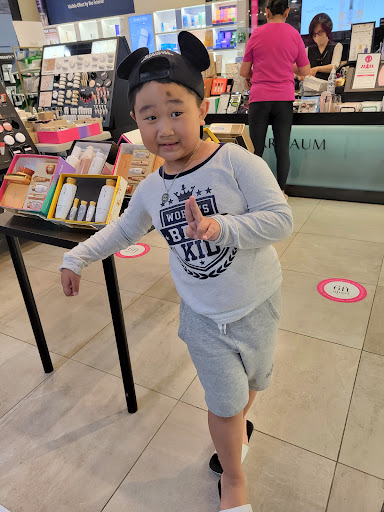 Computer Store «Apple Crabtree Valley Mall», reviews and photos, 4325 Glenwood Ave, Raleigh, NC 27612, USA