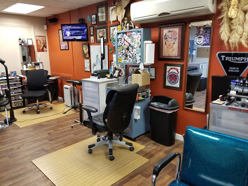 Tattoo Shop «Heart and Soul Tattoo», reviews and photos, 205 Main St, East Greenville, PA 18041, USA