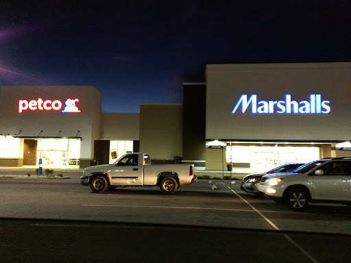 Pet Supply Store «Petco Animal Supplies», reviews and photos, 226 Thornton Drive, Dickson, TN 37055, USA