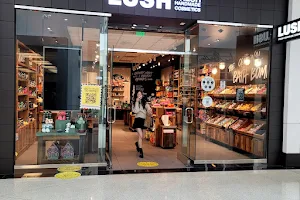 Lush Cosmetics Towson Town Center image