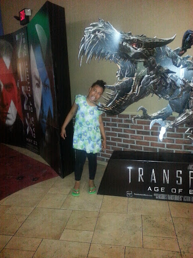 Movie Theater «Regal Cinemas St. Louis Mills 18 & IMAX», reviews and photos, 5555 St.Louis Mills Blvd, Hazelwood, MO 63042, USA