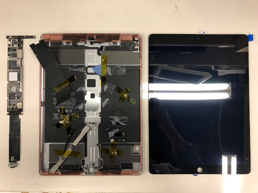 Electronics Repair Shop «Smart Fix- Summerlin - iPhone and Computer Repair», reviews and photos, 8221 W Charleston Blvd Ste 107, Las Vegas, NV 89117, USA