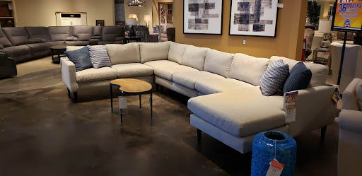 Furniture Store «Furniture Fair», reviews and photos, 7200 Dixie Hwy, Fairfield, OH 45014, USA