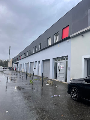Fastlocation - Agence de location de voitures à Evry et en Ile de France à Évry-Courcouronnes