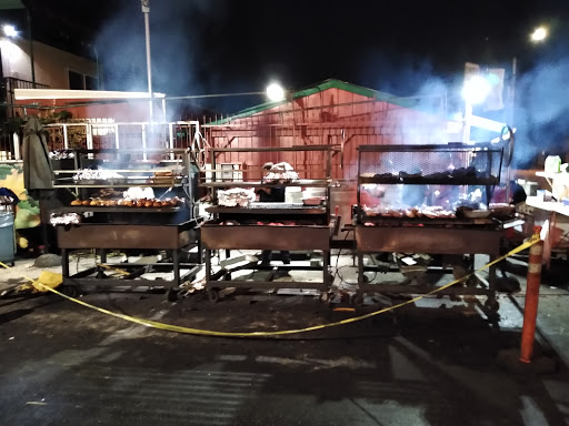 Grocery Store «Handy Market, Wine Store, Craft Beer Shop, Bottle Shop, Choice Meats», reviews and photos, 2514 W Magnolia Blvd, Burbank, CA 91505, USA