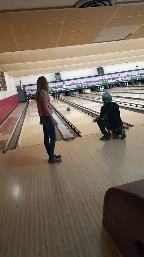 Bowling Alley «Hobart Lanes», reviews and photos, 99 S Hobart Rd, Hobart, IN 46342, USA