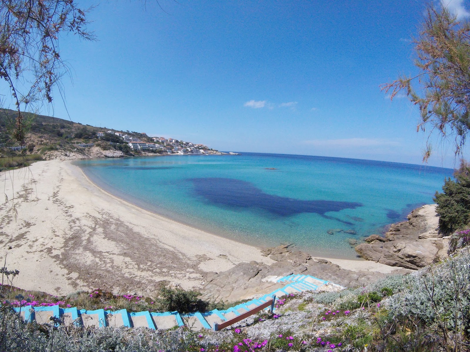 Foto von Paralia Armenistis annehmlichkeitenbereich