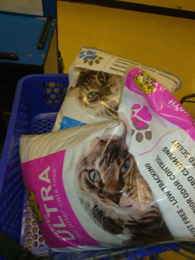 Pet Supply Store «PetSmart», reviews and photos, 3351 Jefferson Davis Hwy, Alexandria, VA 22305, USA