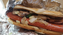 Hot-dog du Restaurant de hamburgers Five Guys à Paris - n°11