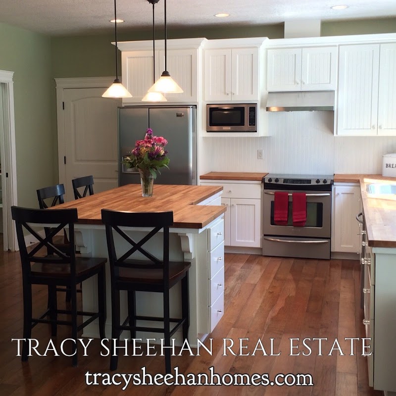 Tracy Sheehan - Real Estate