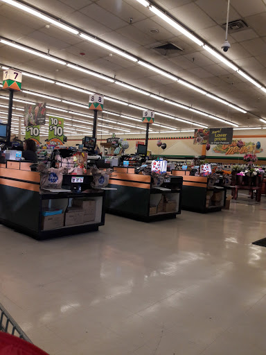 Grocery Store «Kroger», reviews and photos, 514 S Carrier Pkwy, Grand Prairie, TX 75051, USA