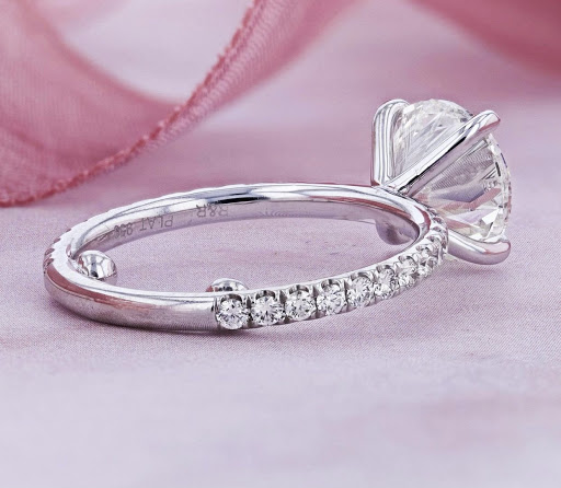 Jewelry Store «R & R Jewelers», reviews and photos, 26 W 47th St, New York, NY 10036, USA