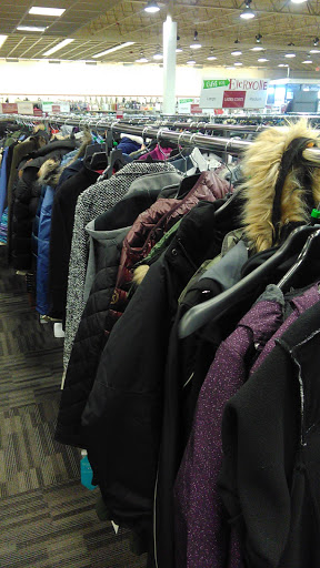 Clothing Store «Burlington Coat Factory», reviews and photos, 22331 Eureka Rd, Taylor, MI 48180, USA
