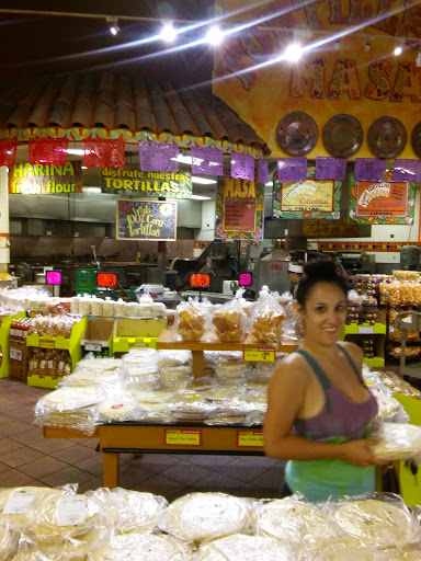 Grocery Store «Los Altos Ranch Market», reviews and photos, 1118 E Southern Ave, Mesa, AZ 85204, USA