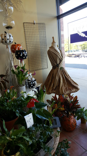 Florist «Lavender Fields», reviews and photos, 43930 Farmwell Hunt Plaza #120, Ashburn, VA 20147, USA