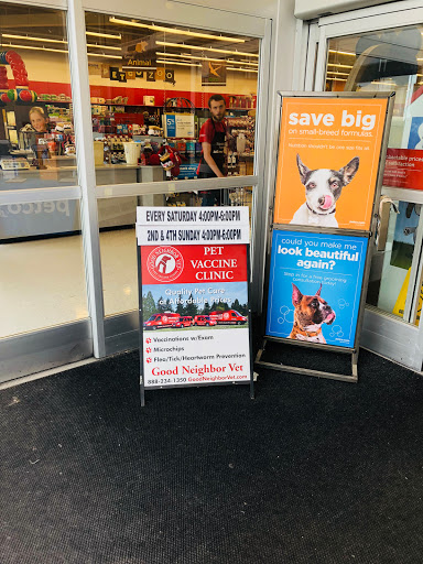 Pet Supply Store «Petco Animal Supplies», reviews and photos, 4012 W 27th Ave, Kennewick, WA 99337, USA