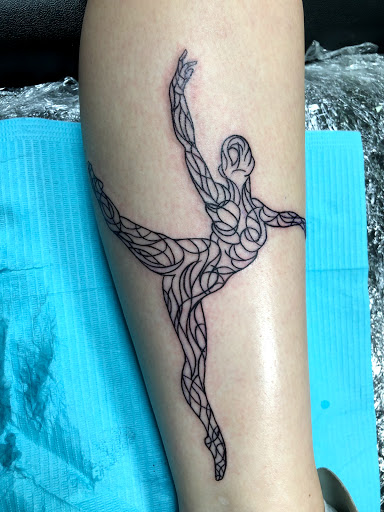 Tattoo Shop «Skin Gallery-Tattoos», reviews and photos, 37292 US-18, Prairie du Chien, WI 53821, USA