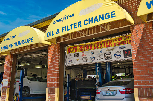 Auto Repair Shop «Chimney Rock Car Care», reviews and photos, 2839 Chimney Rock Rd, Houston, TX 77056, USA