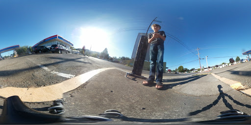 Convenience Store «Express Mart», reviews and photos, 998 S State St, Ukiah, CA 95482, USA