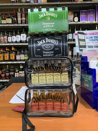Liquor Store «Telegraph Liquor Store», reviews and photos, 11063 Telegraph Rd, Taylor, MI 48180, USA