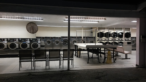 Laundromat «Flamingo Laundry Center Inc», reviews and photos, 4226 20th St, Vero Beach, FL 32960, USA