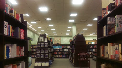 Book Store «Barnes & Noble», reviews and photos, 3561 N Freeway Blvd, Sacramento, CA 95834, USA