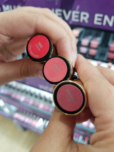 Hair Salon «Ulta Beauty», reviews and photos, 4023 S Mooney Blvd, Visalia, CA 93277, USA