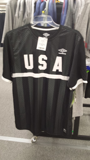 Clothing Store «Burlington Coat Factory», reviews and photos, 1025 W Patrick St, Frederick, MD 21702, USA